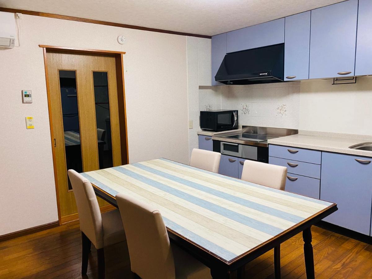 憩ikoi Guest House & Cafe Bar 佐渡市 エクステリア 写真